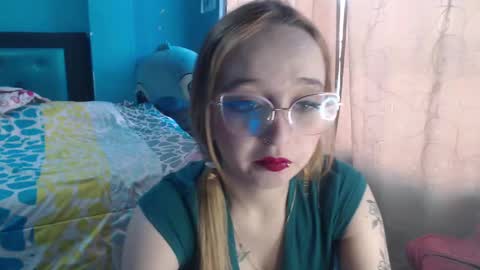 Lia Roberts online show from 02-01-25, 12:05