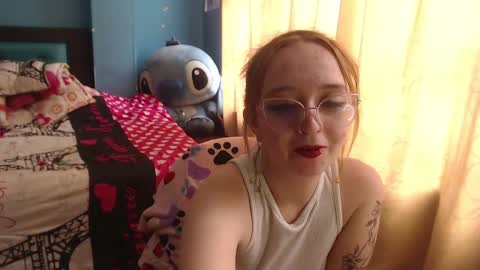 Lia Roberts online show from 02-10-25, 06:24