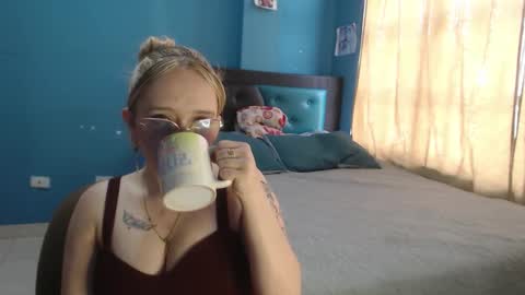 Lia Roberts online show from 09-13-25, 12:16