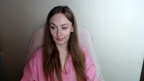 Snapshot of liasais_ chatting on 06-14-26, 11:12 Lia online show from 06-14-26, 11:12