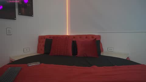 Snapshot of liasuaza chatting on 02-26-26, 12:59 liasuaza online show from 02-26-26, 12:59