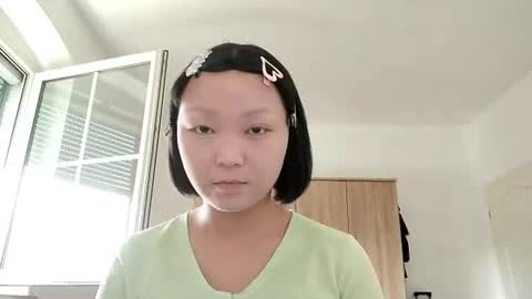 Molly online show from 07-18-26, 12:20