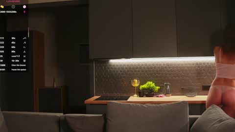 Snapshot of libbyshepard chatting on 11-28-25, 09:39 Elena online show from 11-28-25, 09:39