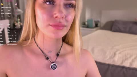 Snapshot of libbyshepard chatting on 11-30-25, 03:38 Elena online show from 11-30-25, 03:38