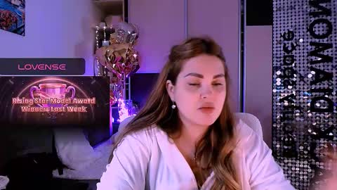 libra_mia online show from 11-25-25, 06:41