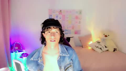 Snapshot of libressalvajes chatting on 12-30-24, 03:03 libressalvajes online show from 12-30-24, 03:03