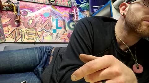 Snapshot of lickitb4istick chatting on 11-05-25, 03:34 IM A BAD DAWGY WOOF WOOF online show from 11-05-25, 03:34