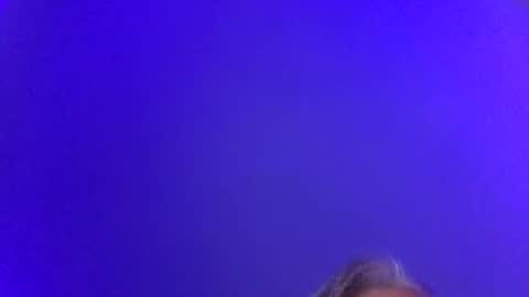 Snapshot of lickyouryoni chatting on 12-20-24, 03:42 LickYourYoni online show from 12-20-24, 03:42