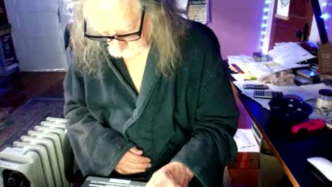 Snapshot of lickyouryoni chatting on 10-02-25, 04:03 LickYourYoni online show from 10-02-25, 04:03