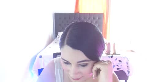 Snapshot of licy_klein chatting on 06-09-26, 08:53 Isa online show from 06-09-26, 08:53