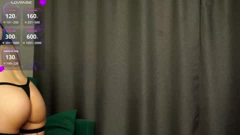 Molly online show from 09-19-25, 04:07