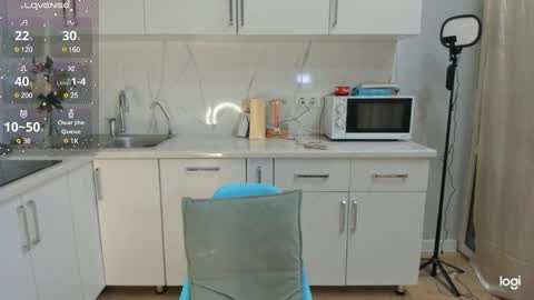 Lie online show from 02-09-25, 02:07