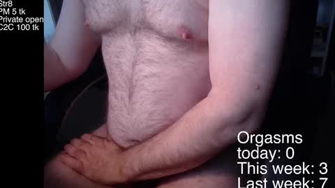 Snapshot of liebestool8 chatting on 01-12-25, 04:40 liebestool8 online show from 01-12-25, 04:40