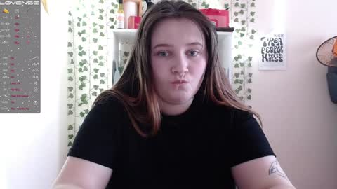 light_lunaa online show from 02-06-25, 08:29