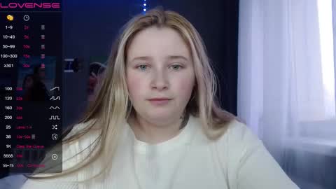 light_lunaa online show from 11-03-25, 10:05