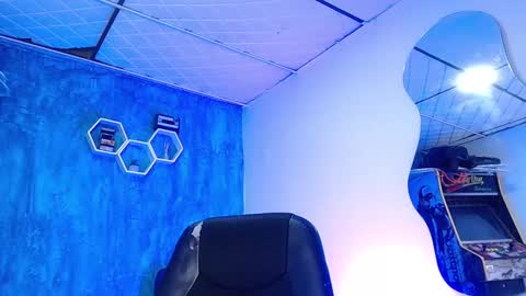 Daniel online show from 12-28-24, 03:26