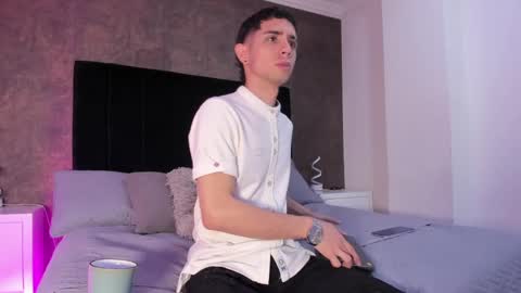 Snapshot of liiamhudson_ chatting on 02-14-25, 04:58 L I I A M online show from 02-14-25, 04:58