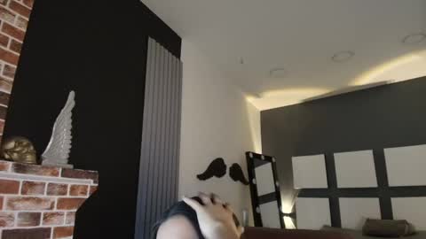 Snapshot of liilii_ghot chatting on 05-15-26, 07:43 lillitliliith online show from 05-15-26, 07:43