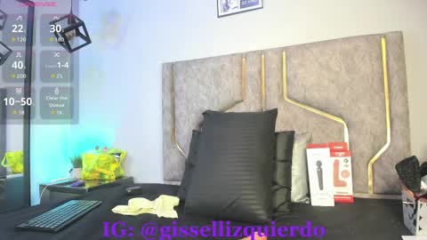 Snapshot of liincostelloo chatting on 06-07-26, 01:10 liincostelloo online show from 06-07-26, 01:10