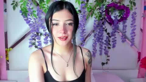 Snapshot of liinzy_rouse chatting on 10-03-25, 03:42 Brittany online show from 10-03-25, 03:42
