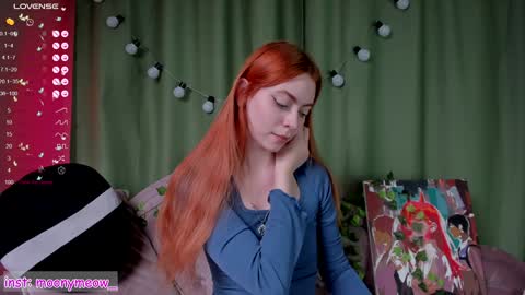 Snapshot of lika_moon chatting on 12-30-24, 06:31 Lika online show from 12-30-24, 06:31