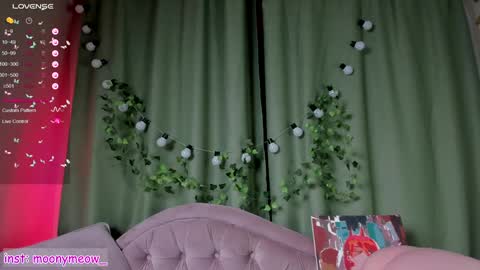 Snapshot of lika_moon chatting on 01-18-25, 01:08 Lika online show from 01-18-25, 01:08