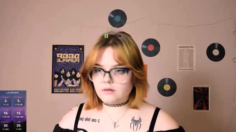 lika_pop online show from 11-16-25, 09:48