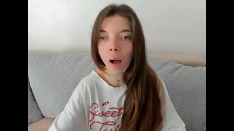 likaaeiston1 online show from 03-12-26, 06:52