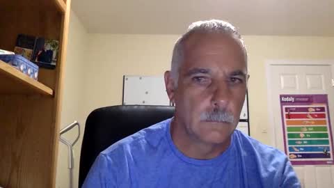 Snapshot of likefhot chatting on 11-03-25, 01:23 likefhot online show from 11-03-25, 01:23