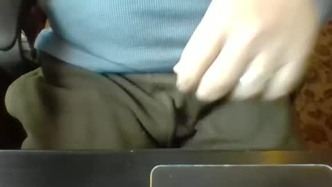 Snapshot of likestobewatchedm chatting on 02-09-25, 06:58 N online show from 02-09-25, 06:58