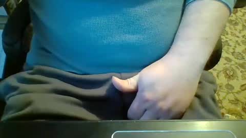 Snapshot of likestobewatchedm chatting on 03-09-25, 11:03 N online show from 03-09-25, 11:03