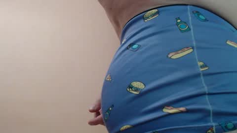 Snapshot of likwidator84 chatting on 02-08-26, 03:32 Maximus online show from 02-08-26, 03:32