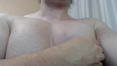 Snapshot of likwidator84 chatting on 07-14-26, 01:08 Maximus online show from 07-14-26, 01:08