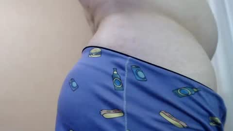 Snapshot of likwidator84 chatting on 07-16-26, 04:51 Maximus online show from 07-16-26, 04:51
