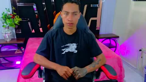 Snapshot of lil_brownn chatting on 08-04-26, 12:41 lil online show from 08-04-26, 12:41