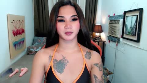 Snapshot of lil_fantacy chatting on 10-07-25, 09:28 LILY online show from 10-07-25, 09:28