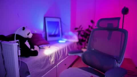 Gabriela online show from 11-21-25, 09:57