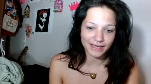 lil_luluvert online show from 04-15-26, 04:41