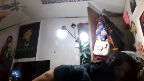 Snapshot of lil_luluvert chatting on 07-19-26, 07:34 lil_luluvert online show from 07-19-26, 07:34