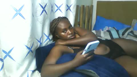 Snapshot of lil_wamboi chatting on 05-16-26, 07:45 lil_wamboi online show from 05-16-26, 07:45