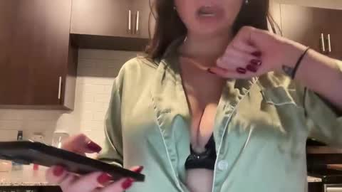 lila_davidson online show from 01-25-25, 02:15