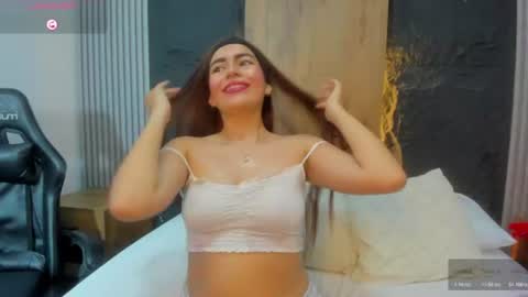 Snapshot of lila_lain chatting on 07-08-26, 03:22 L I L A online show from 07-08-26, 03:22
