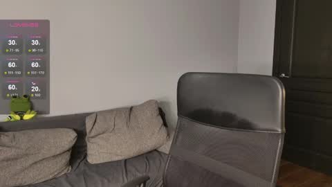 Snapshot of lila_pitt chatting on 06-08-26, 10:37 lila_pitt online show from 06-08-26, 10:37