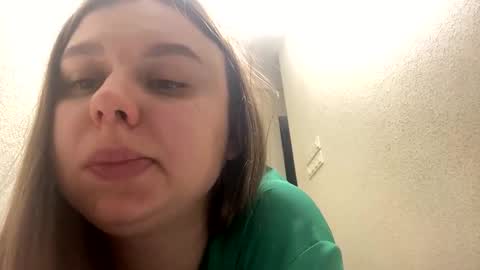 Lily online show from 10-16-25, 10:33