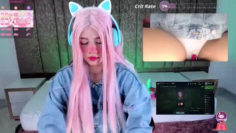 Lila online show from 10-22-25, 01:00