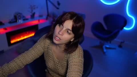 Snapshot of lilbeccaxo chatting on 05-14-26, 05:25 Rebecca online show from 05-14-26, 05:25