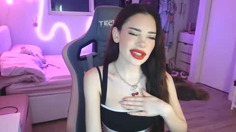 Snapshot of lilbina chatting on 10-04-25, 04:32 lilbina online show from 10-04-25, 04:32