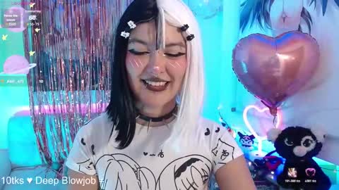 lilcandy19 online show from 02-12-26, 12:11