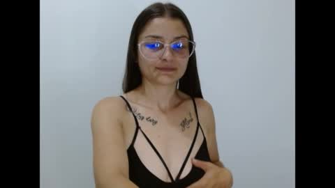 Valeri Villalobos  IG villa lobosvaleri online show from 05-31-26, 01:25