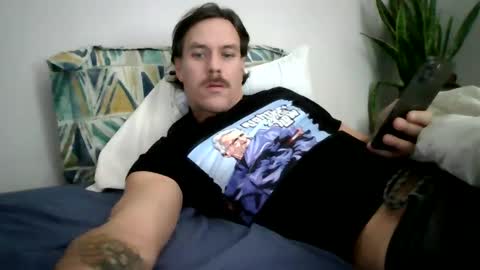 lildeer1980 online show from 12-30-24, 03:47